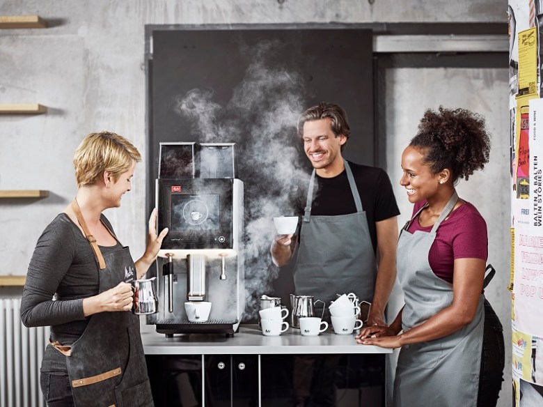 Coffee brews with Melitta Professional