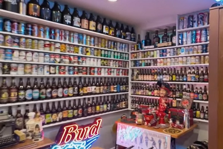 Video: Beer lover’s collection of over 6000 bottles and cans